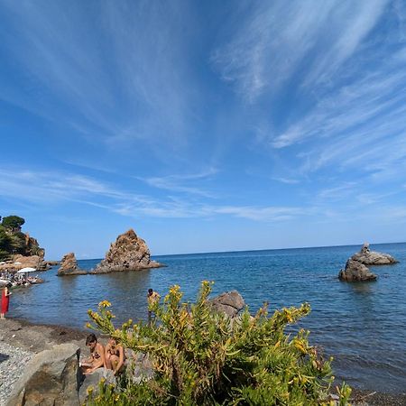 Casa Agora-A Due Passi Dal Mare Apartment Cefalu Bagian luar foto